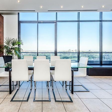 Exclusive Stays - Gallery Penthouse Melbourne Bagian luar foto